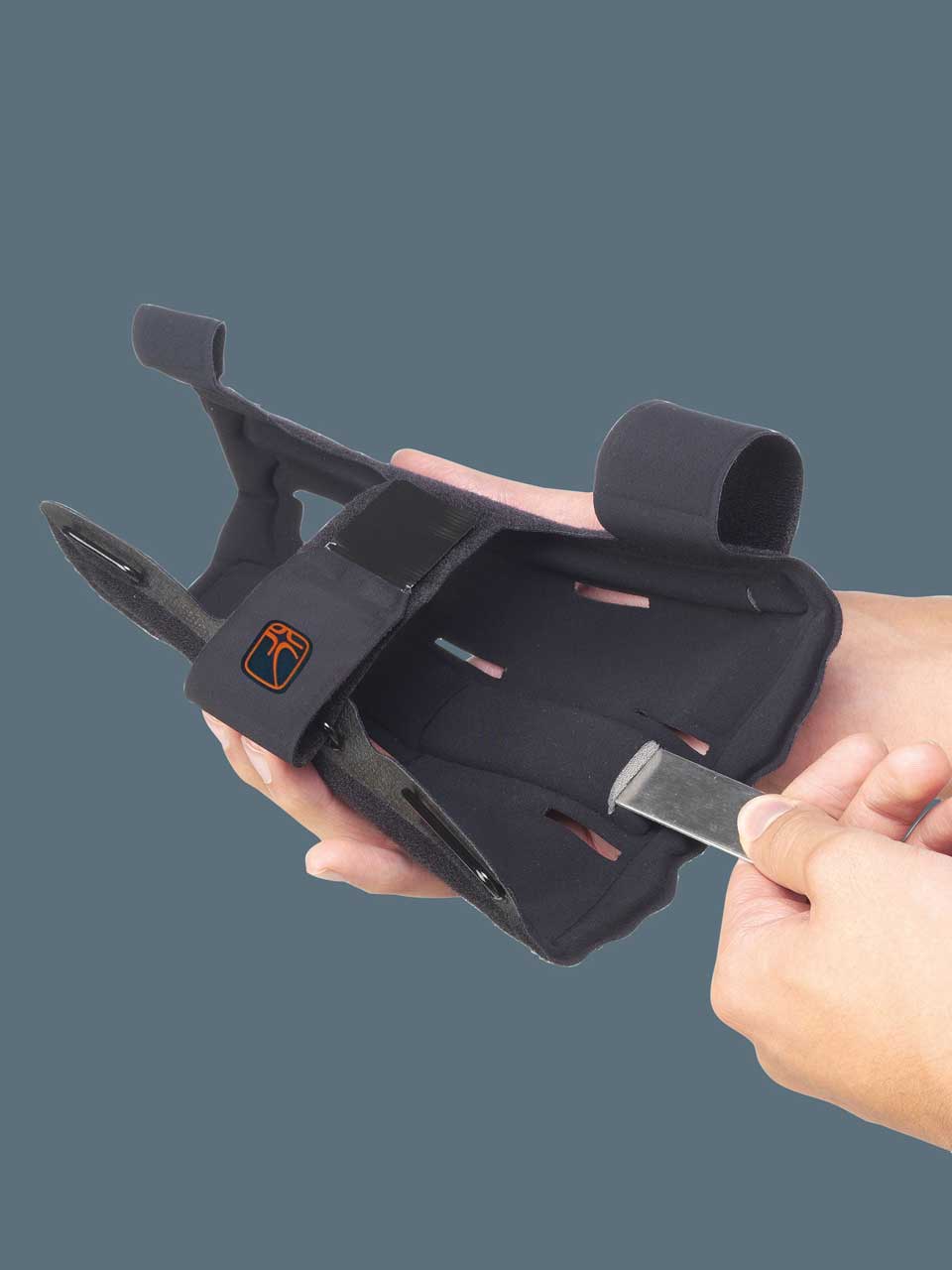 Īsā plaukstas locītavas šina MANULITE