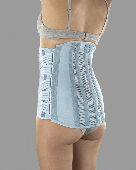 Ortoze jostas daļas stabilizēšanai un atbalstam ar elastīgiem, pastiprinātiem balstiem SAT 22 SIEVIETĒM